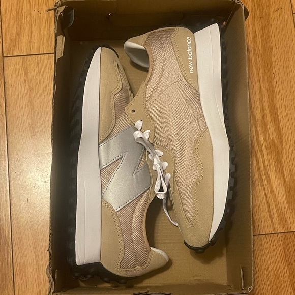 New Balance MS327ME1 Tan Metallic Silver - Picture 4 of 10